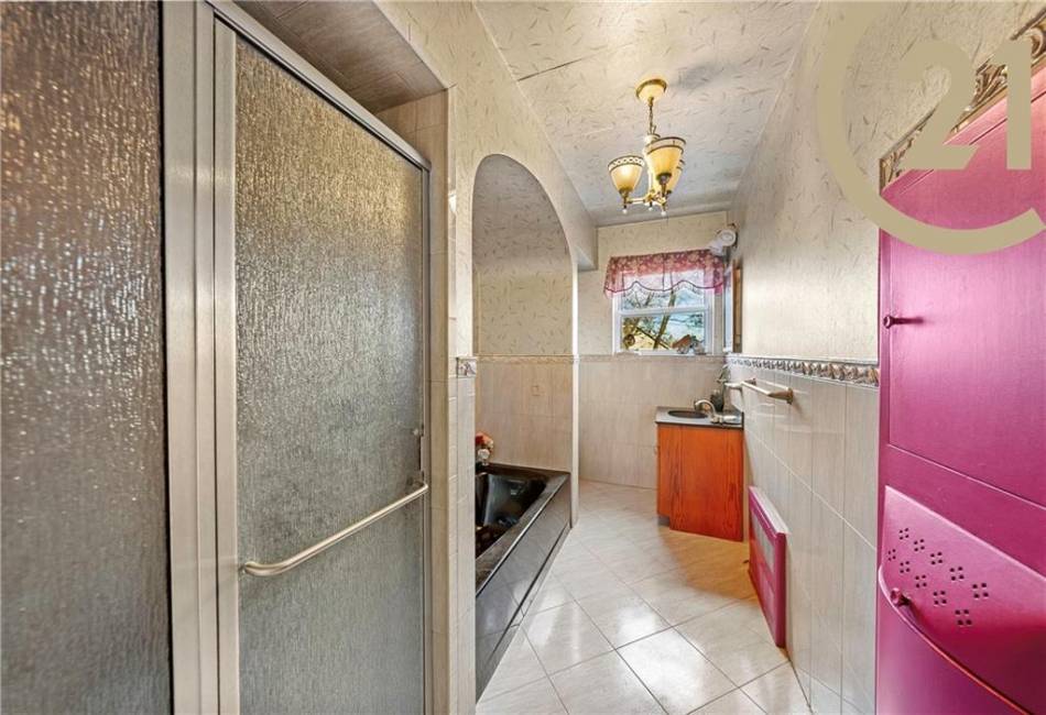 2138 26th Street, Brooklyn, New York 11229, 3 Bedrooms Bedrooms, ,2.5 BathroomsBathrooms,Residential,For Sale,26th,492503