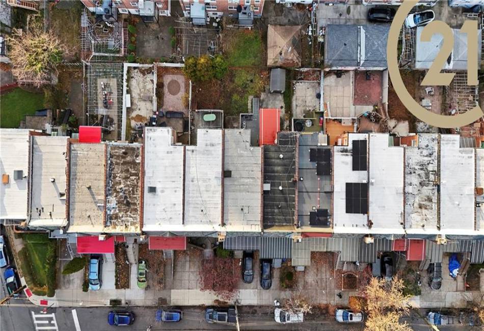 2138 26th Street, Brooklyn, New York 11229, 3 Bedrooms Bedrooms, ,2.5 BathroomsBathrooms,Residential,For Sale,26th,492503