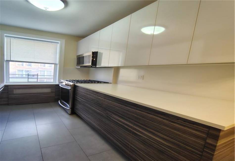 2195 22nd Street, Brooklyn, New York 11229, 2 Bedrooms Bedrooms, ,1 BathroomBathrooms,Residential,For Sale,22nd,492506