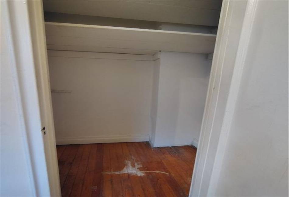 2195 22nd Street, Brooklyn, New York 11229, 2 Bedrooms Bedrooms, ,1 BathroomBathrooms,Residential,For Sale,22nd,492506