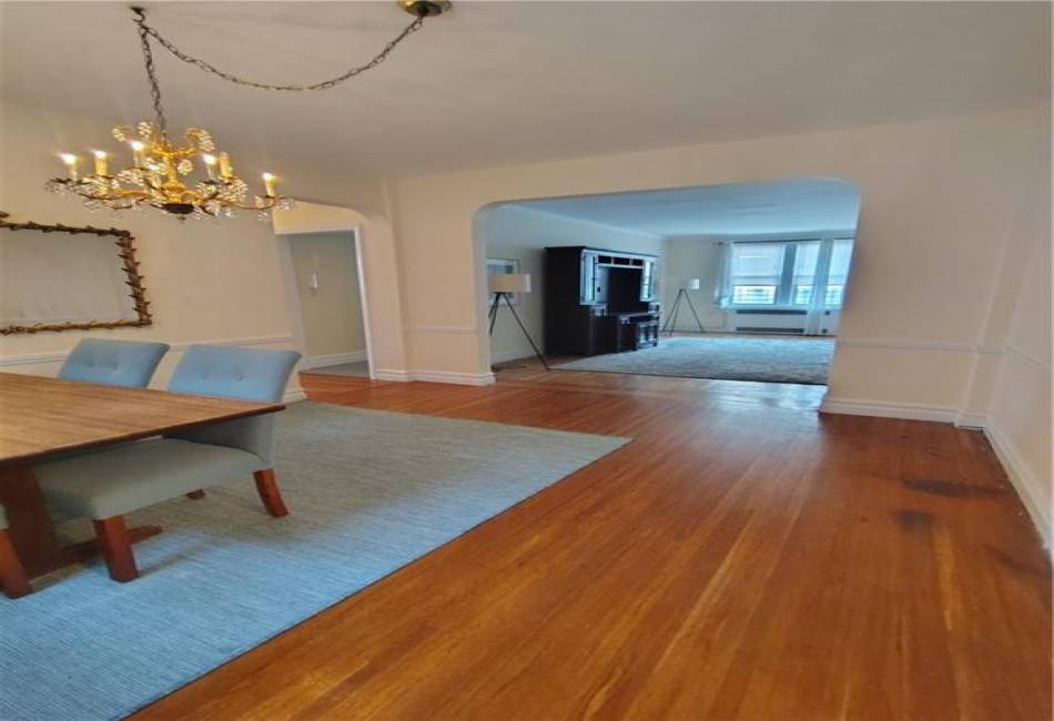 2195 22nd Street, Brooklyn, New York 11229, 2 Bedrooms Bedrooms, ,1 BathroomBathrooms,Residential,For Sale,22nd,492506