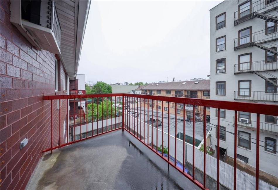 345 92nd Street, Brooklyn, New York 11209, 2 Bedrooms Bedrooms, ,2 BathroomsBathrooms,Residential,For Sale,92nd,492508