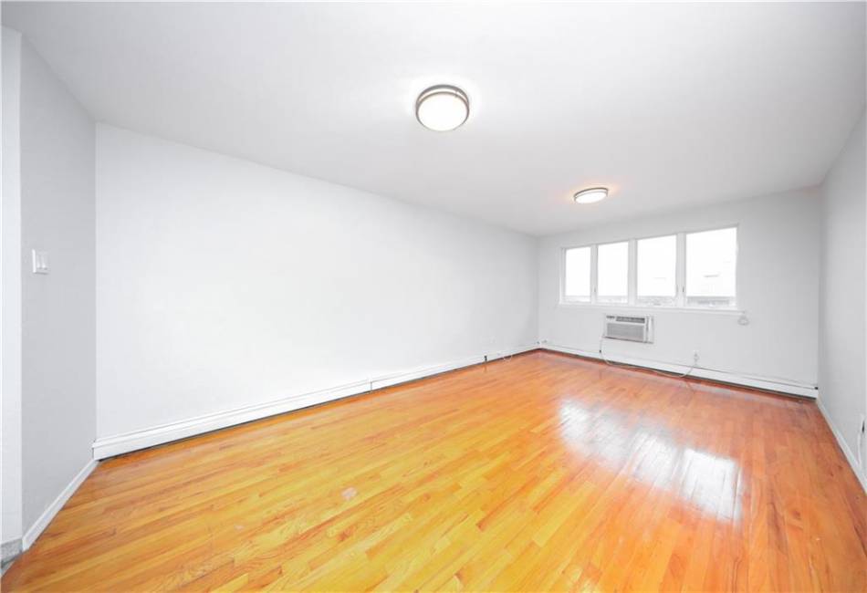 345 92nd Street, Brooklyn, New York 11209, 2 Bedrooms Bedrooms, ,2 BathroomsBathrooms,Residential,For Sale,92nd,492508