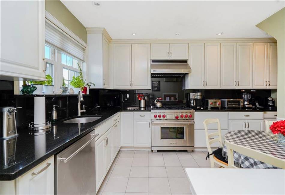 7716 10th Avenue, Brooklyn, New York 11228, 3 Bedrooms Bedrooms, ,2 BathroomsBathrooms,Residential,For Sale,10th,492509