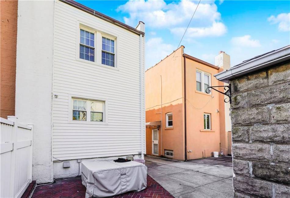7716 10th Avenue, Brooklyn, New York 11228, 3 Bedrooms Bedrooms, ,2 BathroomsBathrooms,Residential,For Sale,10th,492509