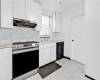 2580 Ocean Parkway, Brooklyn, New York 11235, 2 Bedrooms Bedrooms, ,1 BathroomBathrooms,Residential,For Sale,Ocean,492514