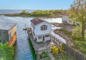 331 Cross Bay Boulevard, Broad Channel, New York 116393, 2 Bedrooms Bedrooms, ,2 BathroomsBathrooms,Residential,For Sale,Cross Bay,492335