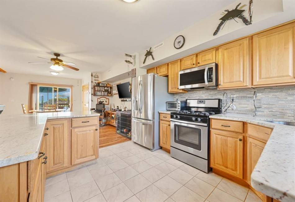 331 Cross Bay Boulevard, Broad Channel, New York 116393, 2 Bedrooms Bedrooms, ,2 BathroomsBathrooms,Residential,For Sale,Cross Bay,492335