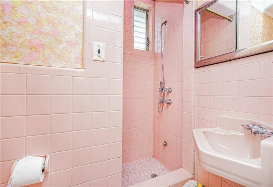 8116 11th Avenue, Brooklyn, New York 11228, 4 Bedrooms Bedrooms, ,3 BathroomsBathrooms,Residential,For Sale,11th,492374