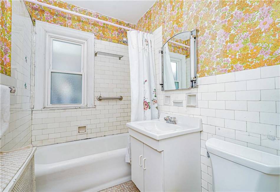 8116 11th Avenue, Brooklyn, New York 11228, 4 Bedrooms Bedrooms, ,3 BathroomsBathrooms,Residential,For Sale,11th,492374