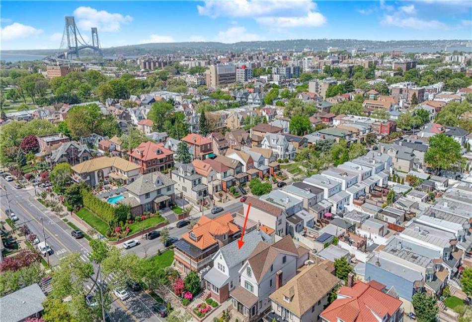 8116 11th Avenue, Brooklyn, New York 11228, 4 Bedrooms Bedrooms, ,3 BathroomsBathrooms,Residential,For Sale,11th,492374