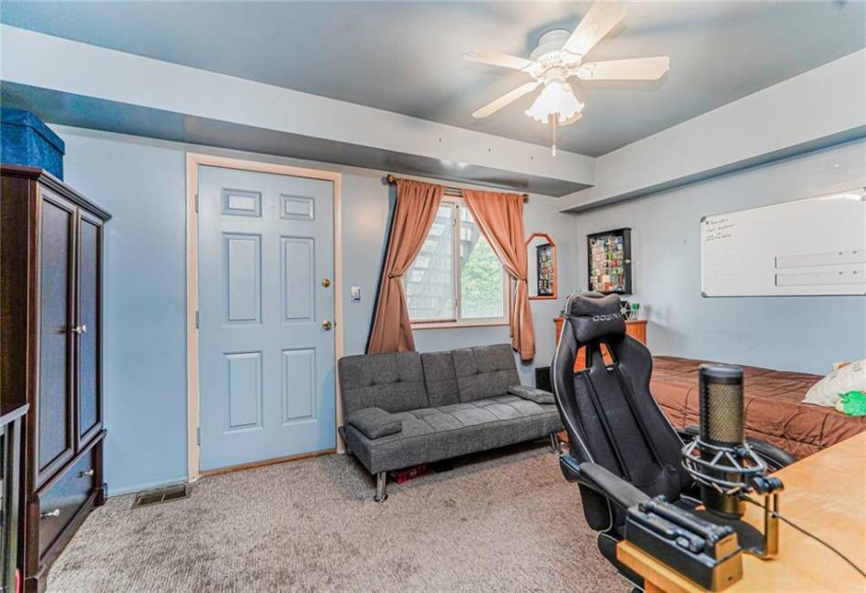 27 Frederick Street, Staten Island, New York 10314, 3 Bedrooms Bedrooms, ,2 BathroomsBathrooms,Residential,For Sale,Frederick,492517