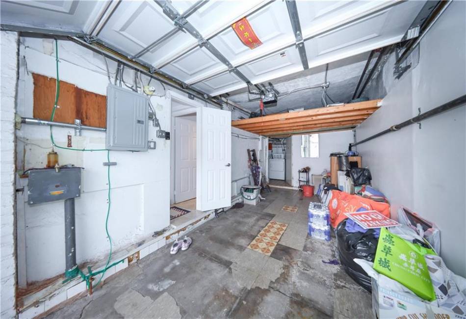 2459 Bath Avenue, Brooklyn, New York 11214, 3 Bedrooms Bedrooms, ,2 BathroomsBathrooms,Residential,For Sale,Bath,492511