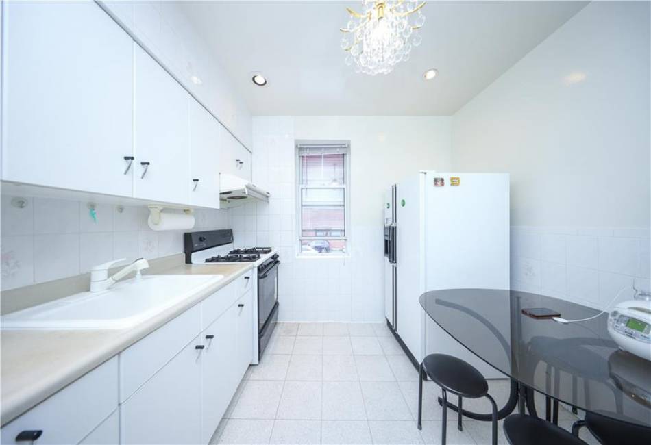 2459 Bath Avenue, Brooklyn, New York 11214, 3 Bedrooms Bedrooms, ,2 BathroomsBathrooms,Residential,For Sale,Bath,492511