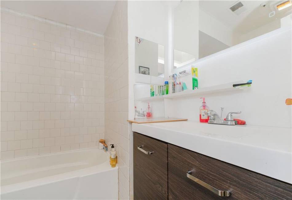 163 Boyd Street, Staten Island, New York 10304, 3 Bedrooms Bedrooms, ,3 BathroomsBathrooms,Residential,For Sale,Boyd,492528