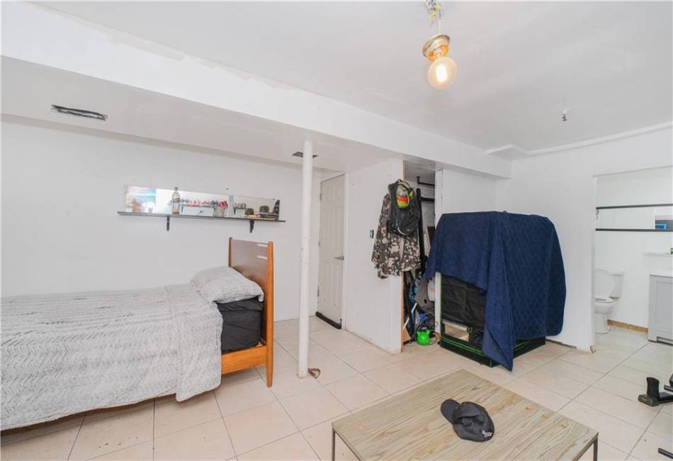 163 Boyd Street, Staten Island, New York 10304, 3 Bedrooms Bedrooms, ,3 BathroomsBathrooms,Residential,For Sale,Boyd,492528