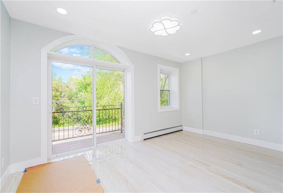 205 Dahlgren Place, Brooklyn, New York 11228, 6 Bedrooms Bedrooms, ,5 BathroomsBathrooms,Residential,For Sale,Dahlgren,492533