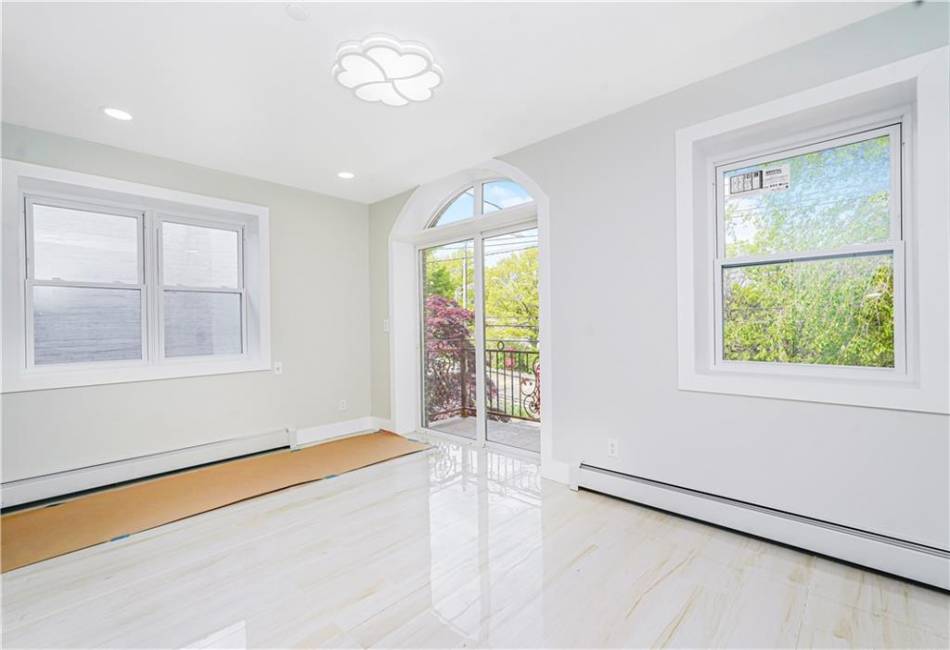 205 Dahlgren Place, Brooklyn, New York 11228, 6 Bedrooms Bedrooms, ,5 BathroomsBathrooms,Residential,For Sale,Dahlgren,492533