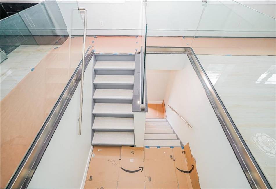 205 Dahlgren Place, Brooklyn, New York 11228, 6 Bedrooms Bedrooms, ,5 BathroomsBathrooms,Residential,For Sale,Dahlgren,492533