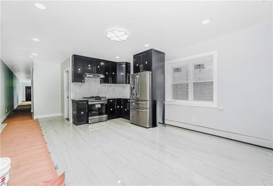 205 Dahlgren Place, Brooklyn, New York 11228, 6 Bedrooms Bedrooms, ,5 BathroomsBathrooms,Residential,For Sale,Dahlgren,492533
