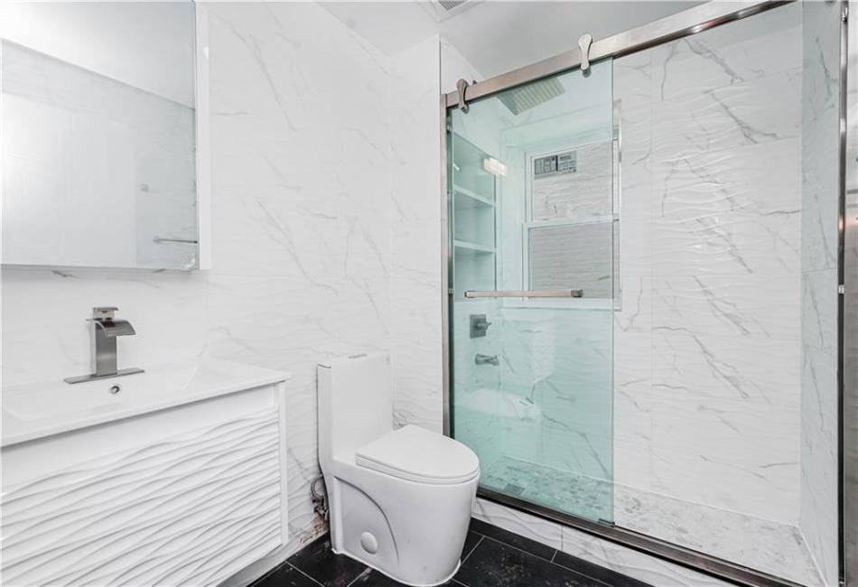 205 Dahlgren Place, Brooklyn, New York 11228, 6 Bedrooms Bedrooms, ,5 BathroomsBathrooms,Residential,For Sale,Dahlgren,492533
