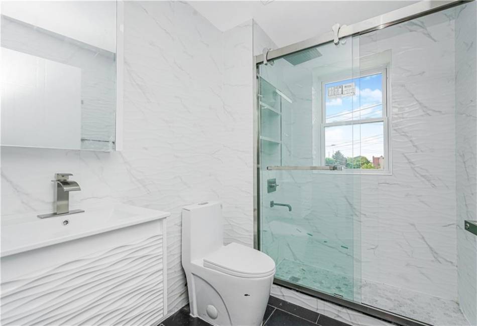 205 Dahlgren Place, Brooklyn, New York 11228, 6 Bedrooms Bedrooms, ,5 BathroomsBathrooms,Residential,For Sale,Dahlgren,492533