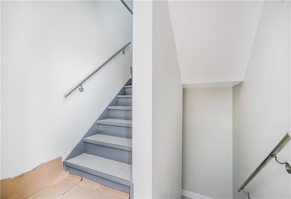 205 Dahlgren Place, Brooklyn, New York 11228, 6 Bedrooms Bedrooms, ,5 BathroomsBathrooms,Residential,For Sale,Dahlgren,492533