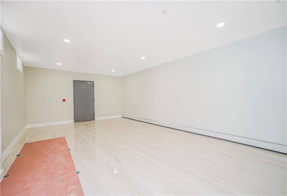 205 Dahlgren Place, Brooklyn, New York 11228, 6 Bedrooms Bedrooms, ,5 BathroomsBathrooms,Residential,For Sale,Dahlgren,492533