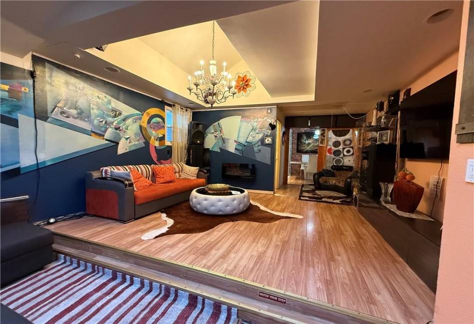 1120 Banner Avenue, Brooklyn, New York 11235, 2 Bedrooms Bedrooms, ,2 BathroomsBathrooms,Residential,For Sale,Banner,492534