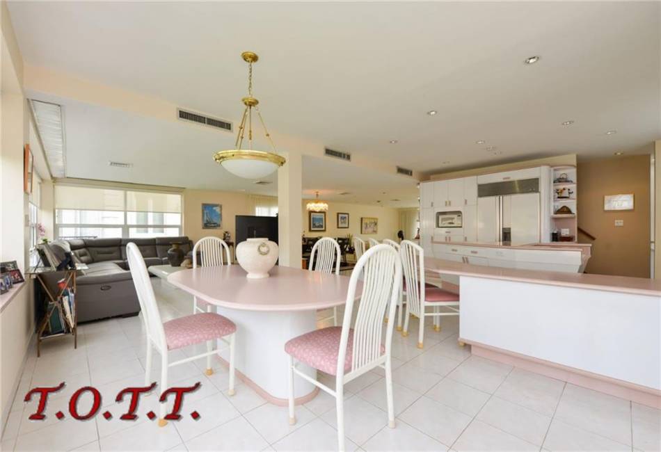 2346 64th Street, Brooklyn, New York 11234, 5 Bedrooms Bedrooms, ,5 BathroomsBathrooms,Residential,For Sale,64th,492535