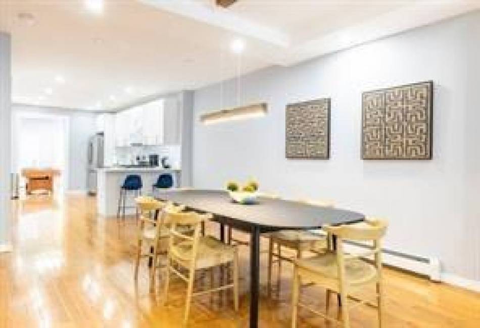 107 Utica Avenue, Brooklyn, New York 11213, 5 Bedrooms Bedrooms, ,5 BathroomsBathrooms,Residential,For Sale,Utica,492543