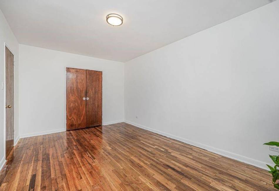 3101 Ocean Parkway, Brooklyn, New York 11235, 1 Bedroom Bedrooms, ,1 BathroomBathrooms,Residential,For Sale,Ocean,492544