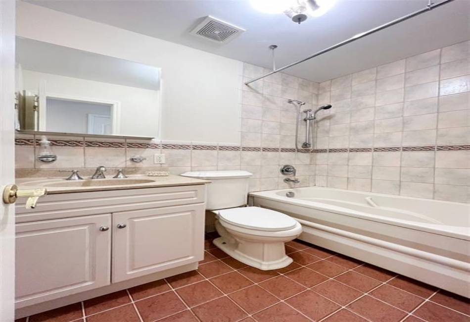 526 Yetman Avenue, Staten Island, New York 10307, 4 Bedrooms Bedrooms, ,4 BathroomsBathrooms,Residential,For Sale,Yetman,492491