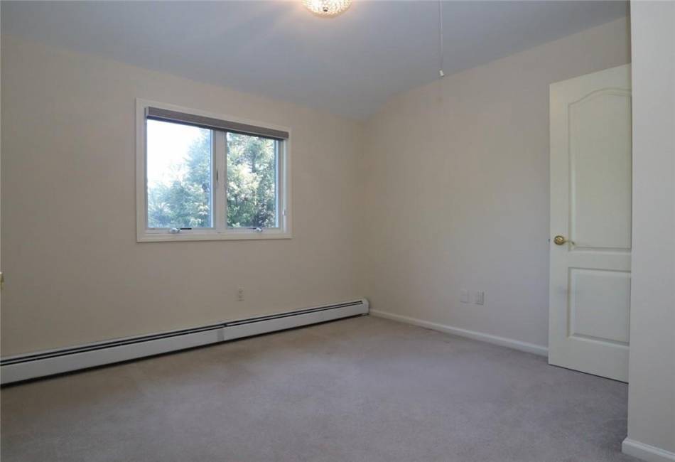 526 Yetman Avenue, Staten Island, New York 10307, 4 Bedrooms Bedrooms, ,4 BathroomsBathrooms,Residential,For Sale,Yetman,492491