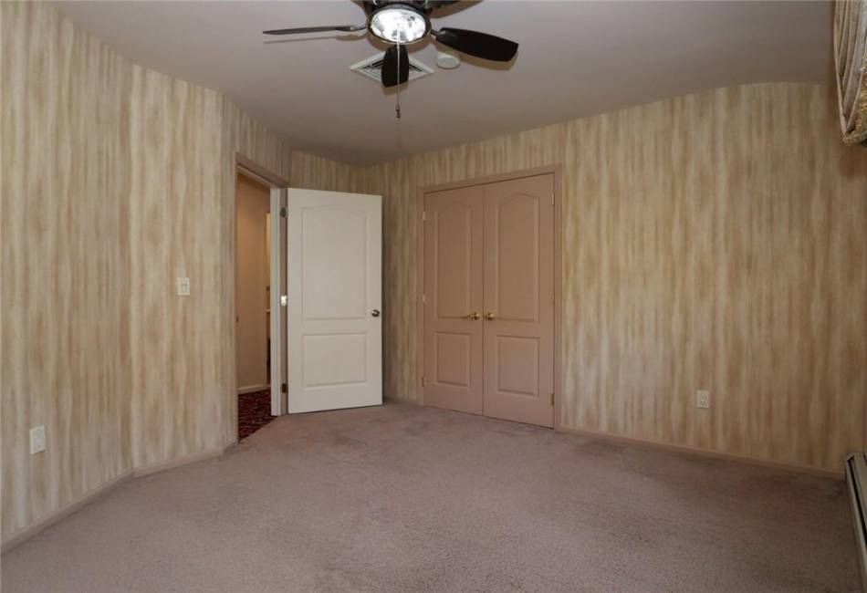 526 Yetman Avenue, Staten Island, New York 10307, 4 Bedrooms Bedrooms, ,4 BathroomsBathrooms,Residential,For Sale,Yetman,492491