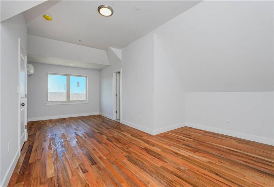 12 Ridge Court, Staten Island, New York 10301, 3 Bedrooms Bedrooms, ,5 BathroomsBathrooms,Residential,For Sale,Ridge,492497
