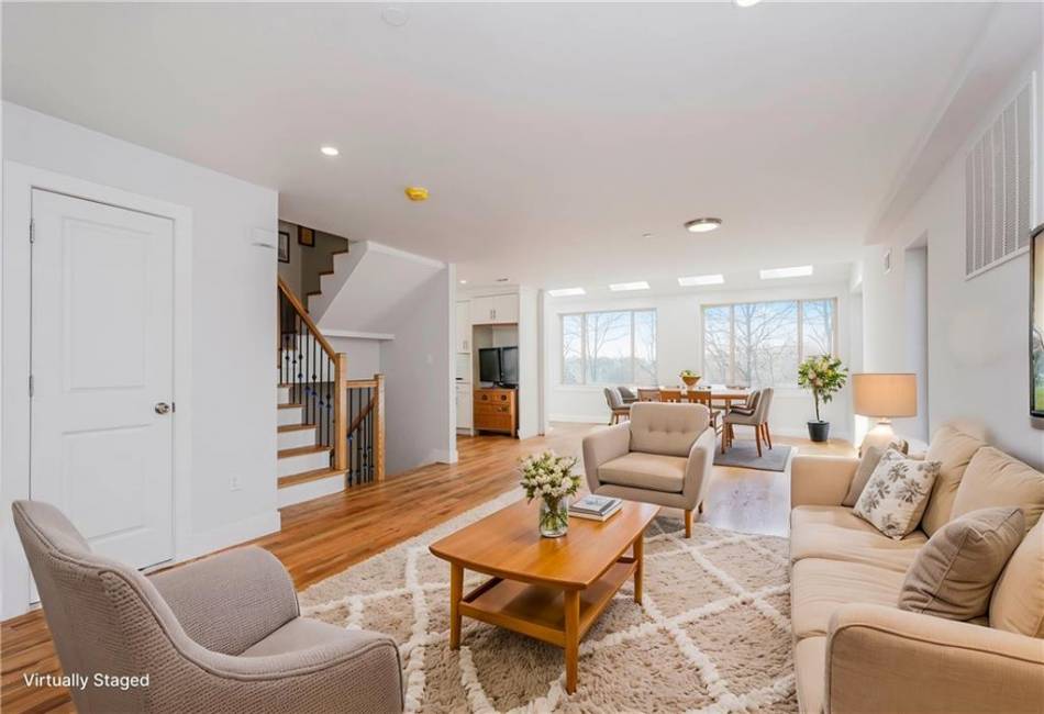 12 Ridge Court, Staten Island, New York 10301, 3 Bedrooms Bedrooms, ,5 BathroomsBathrooms,Residential,For Sale,Ridge,492497