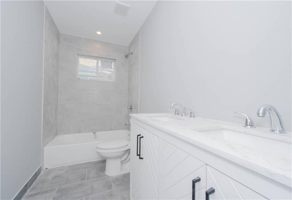 23 Cunard Avenue, Staten Island, New York 10304, ,Residential,For Sale,Cunard,492527