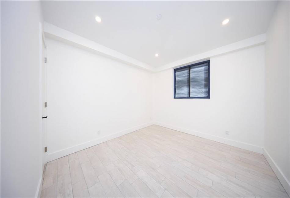 1058 62nd Street, Brooklyn, New York 11219, 16 Bedrooms Bedrooms, ,21 BathroomsBathrooms,Residential,For Sale,62nd,492552