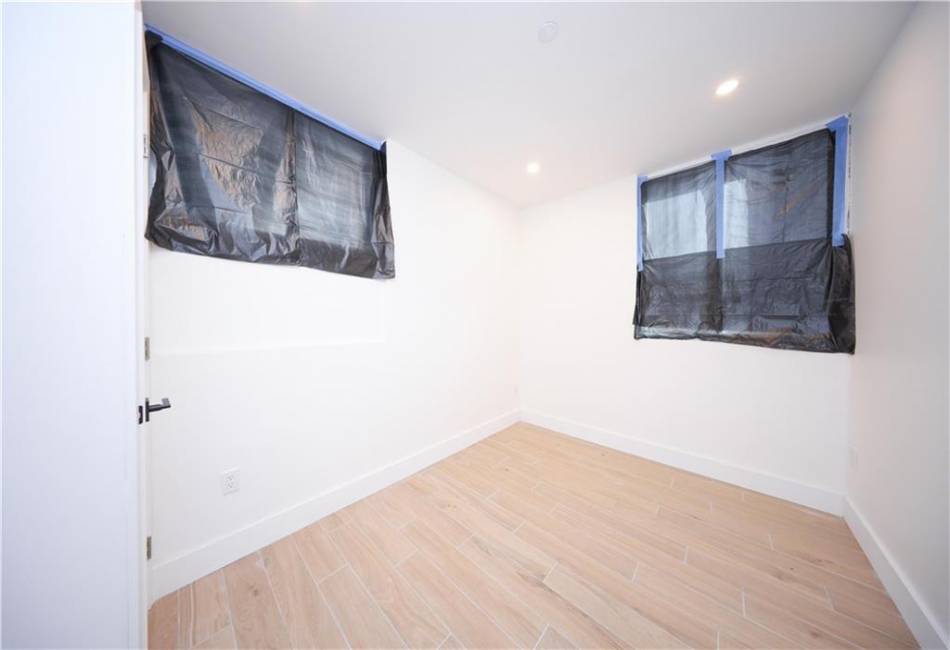 1058 62nd Street, Brooklyn, New York 11219, 16 Bedrooms Bedrooms, ,21 BathroomsBathrooms,Residential,For Sale,62nd,492552