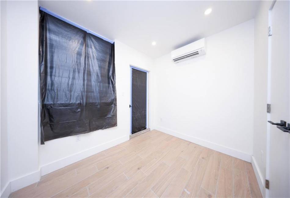 1058 62nd Street, Brooklyn, New York 11219, 16 Bedrooms Bedrooms, ,21 BathroomsBathrooms,Residential,For Sale,62nd,492552