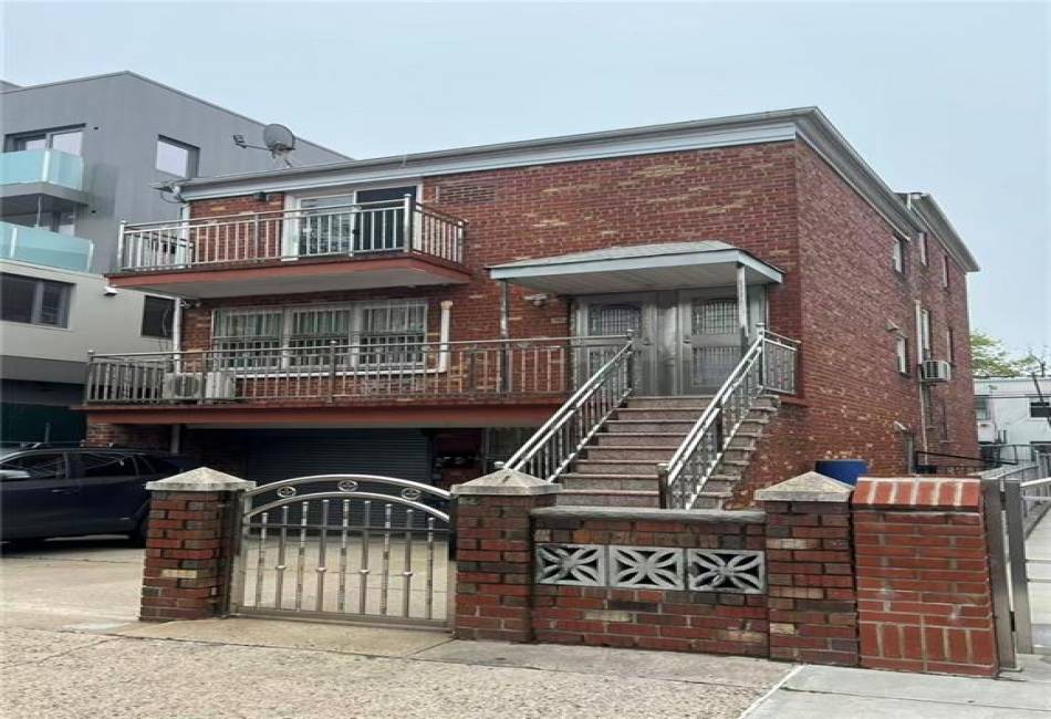 8756 26th Avenue, Brooklyn, New York 11214, 6 Bedrooms Bedrooms, ,5 BathroomsBathrooms,Residential,For Sale,26th,492553