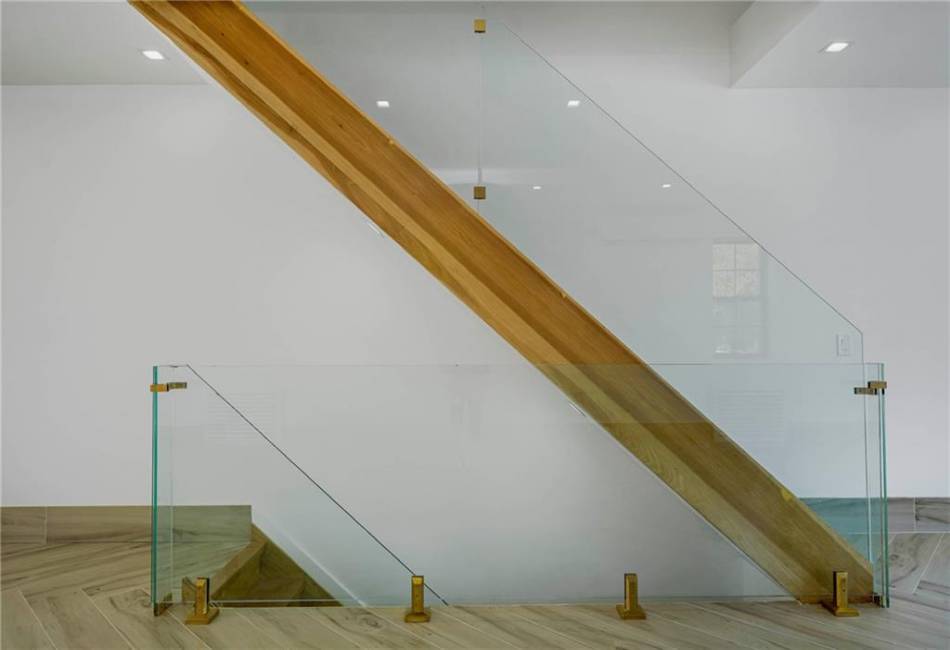 728 Avenue P, Brooklyn, New York 11223, 6 Bedrooms Bedrooms, ,6 BathroomsBathrooms,Residential,For Sale,Avenue P,492342