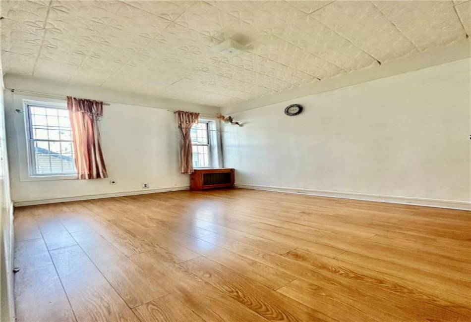 1953 65th Street, Brooklyn, New York 11204, 1 Bedroom Bedrooms, ,1 BathroomBathrooms,Residential,For Sale,65th,492467