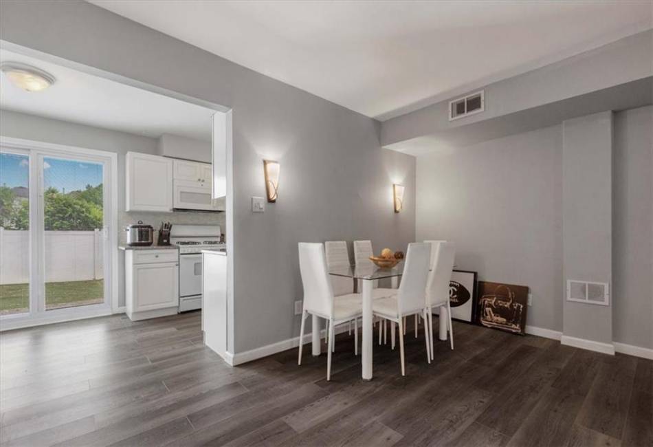 1942 Arthur Kill Road, Staten Island, New York 10312, 2 Bedrooms Bedrooms, ,2 BathroomsBathrooms,Residential,For Sale,Arthur Kill,492539