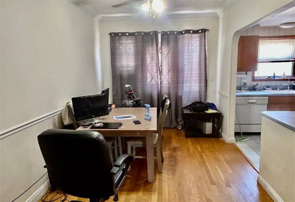 2964 Avenue T, Brooklyn, New York 11229, 2 Bedrooms Bedrooms, ,2 BathroomsBathrooms,Residential,For Sale,Avenue T,492551