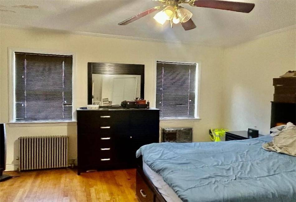 2964 Avenue T, Brooklyn, New York 11229, 2 Bedrooms Bedrooms, ,2 BathroomsBathrooms,Residential,For Sale,Avenue T,492551