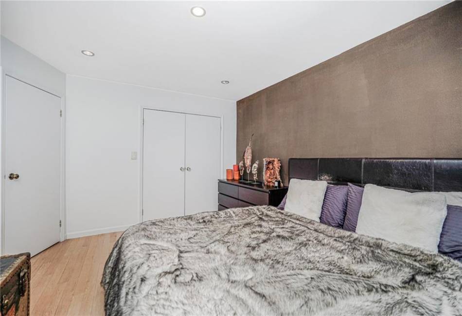 138 Wakeman Place, Brooklyn, New York 11220, 3 Bedrooms Bedrooms, ,2 BathroomsBathrooms,Residential,For Sale,Wakeman,492554