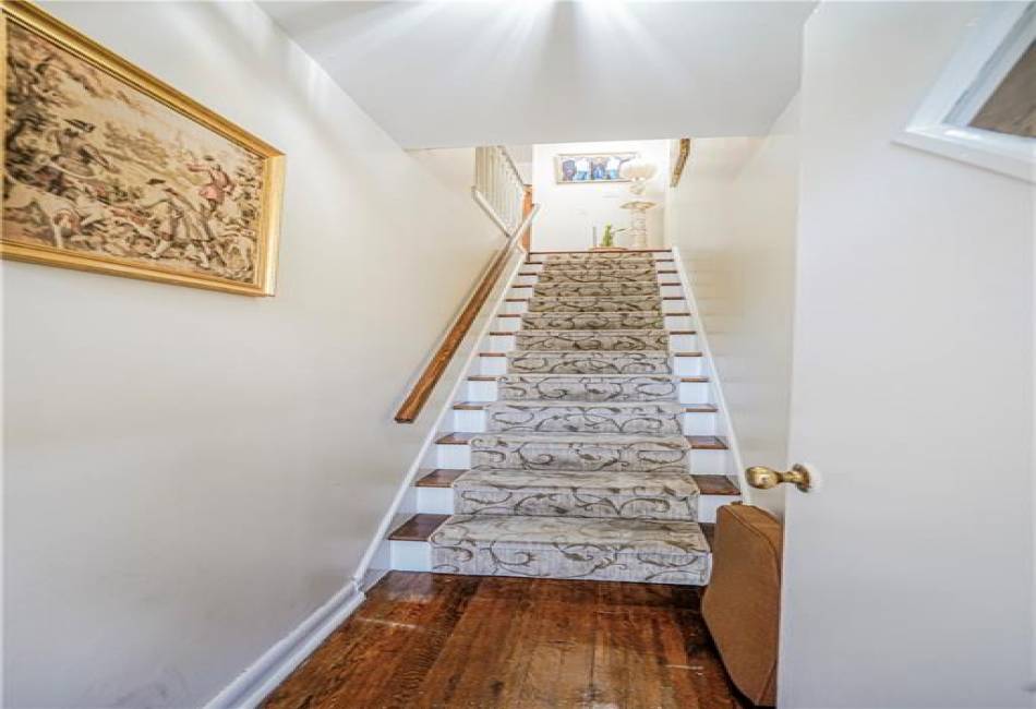 167 Bay 32nd Street, Brooklyn, New York 11214, 8 Bedrooms Bedrooms, ,5 BathroomsBathrooms,Residential,For Sale,Bay 32nd,492556