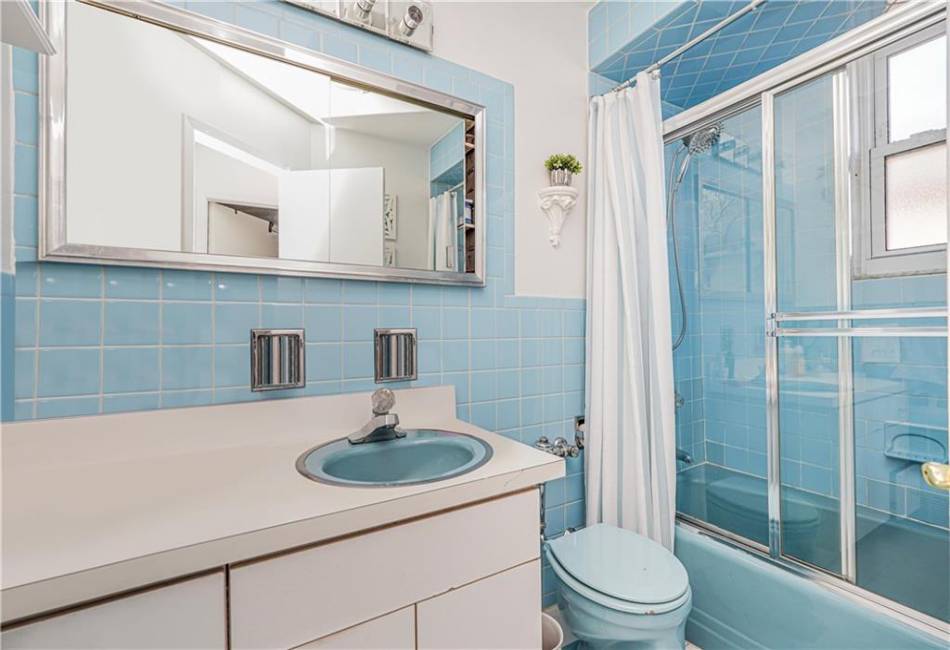 167 Bay 32nd Street, Brooklyn, New York 11214, 8 Bedrooms Bedrooms, ,5 BathroomsBathrooms,Residential,For Sale,Bay 32nd,492556
